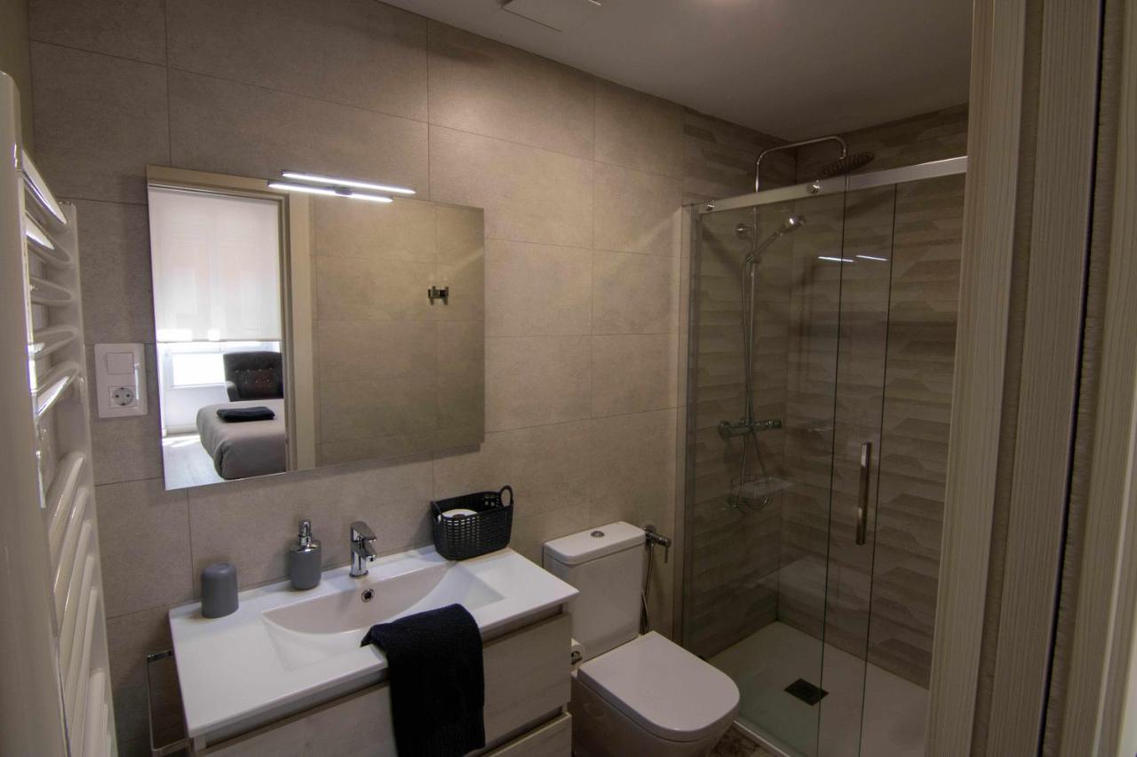 Suite Estocolmo León Extérieur photo