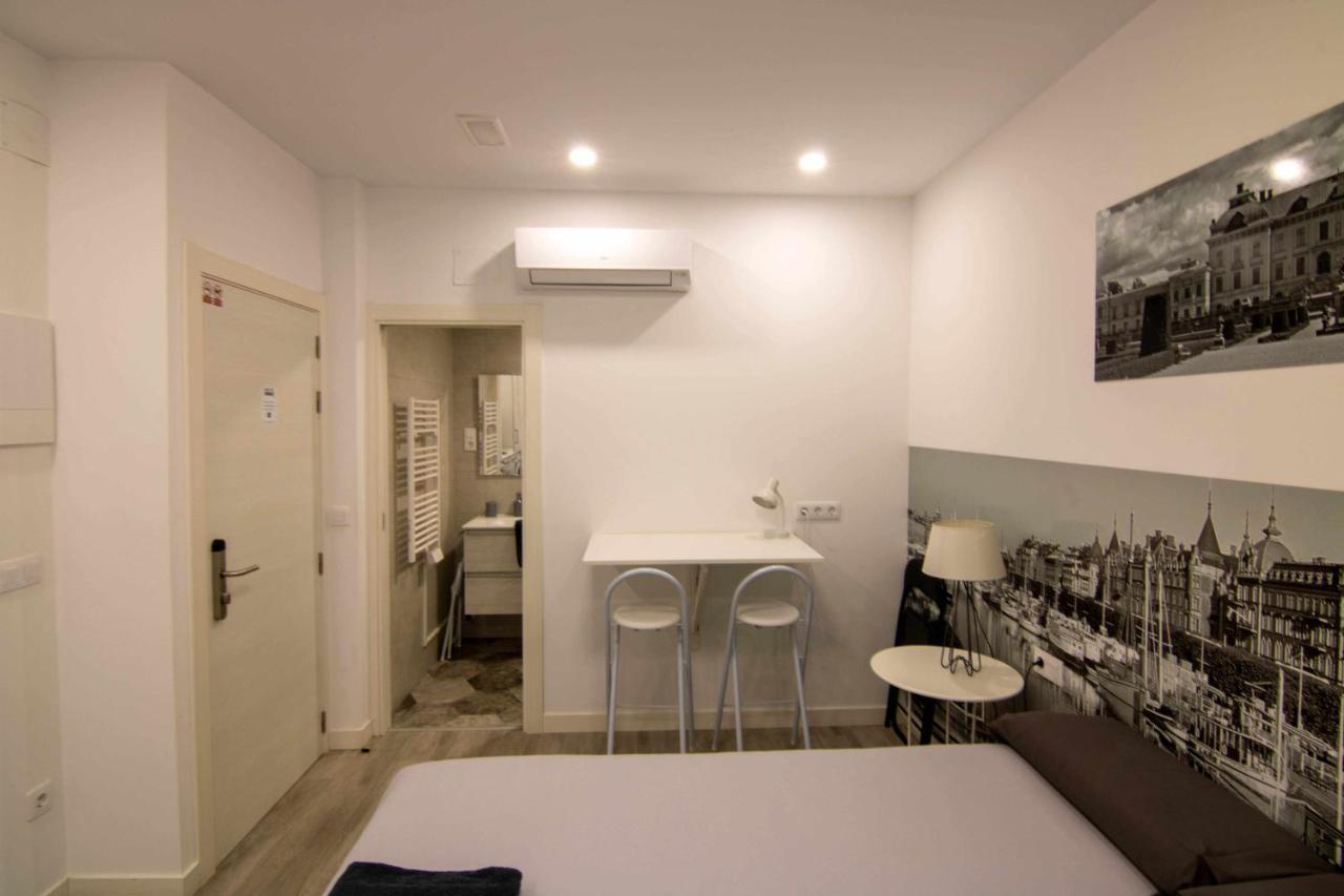 Suite Estocolmo León Extérieur photo