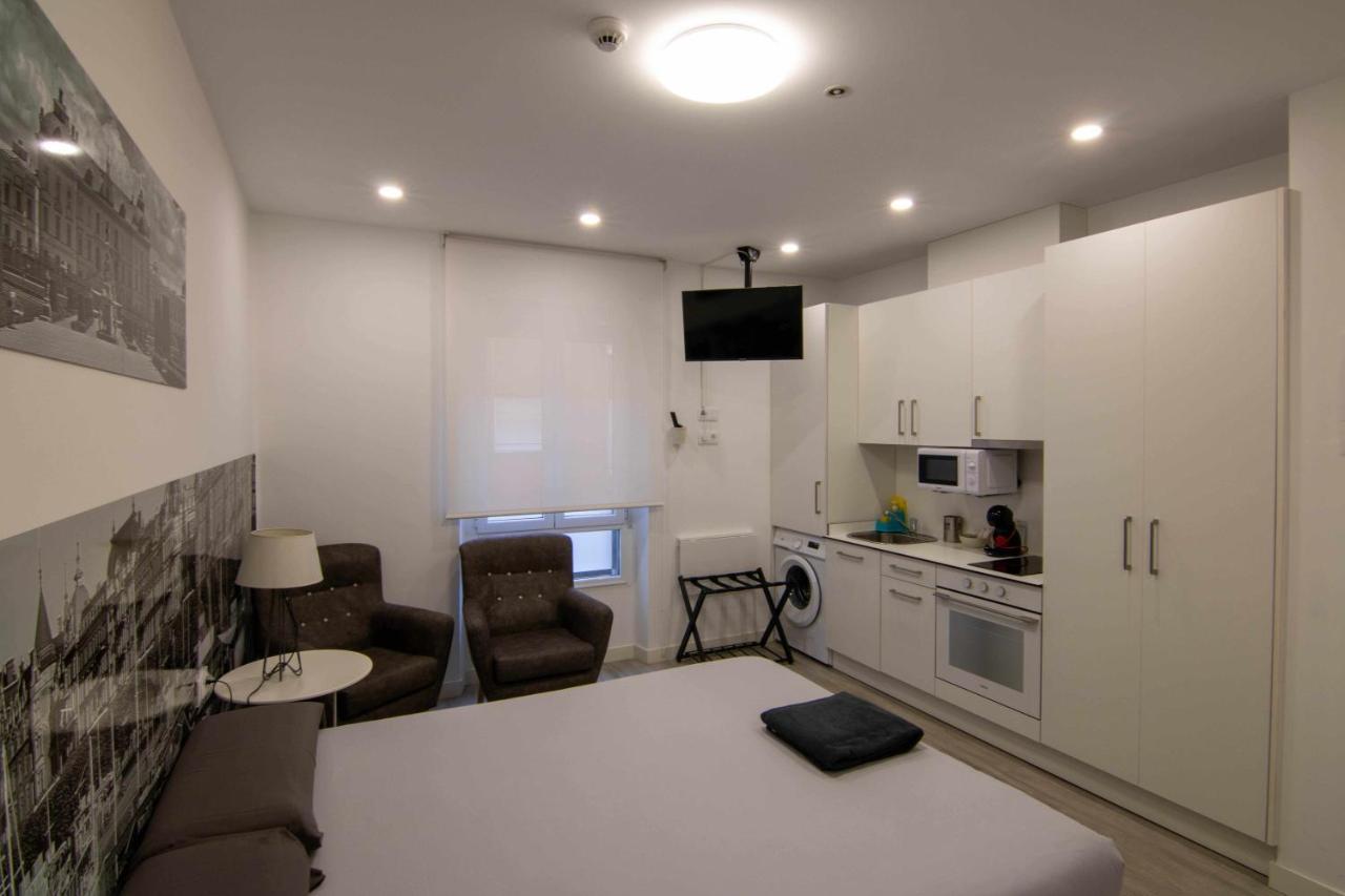 Suite Estocolmo León Extérieur photo