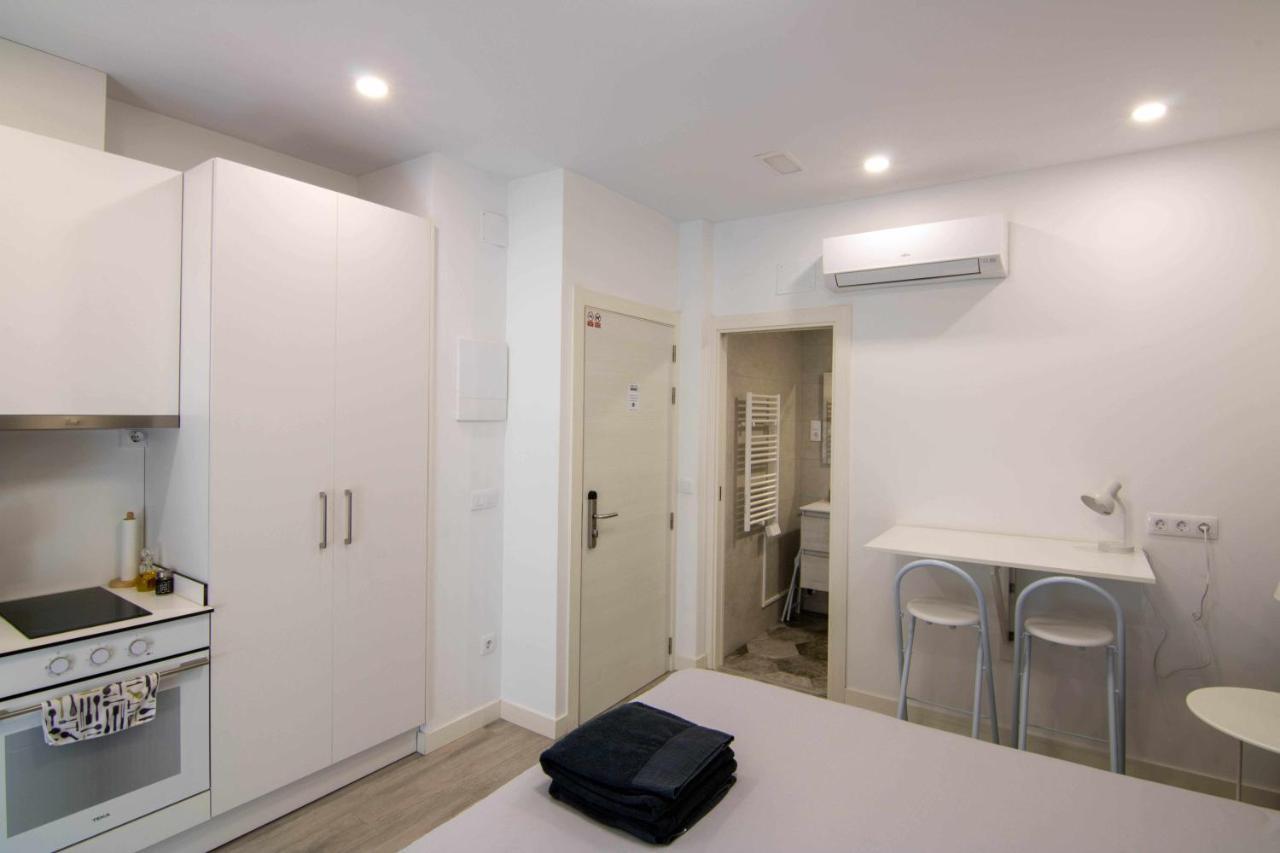 Suite Estocolmo León Extérieur photo